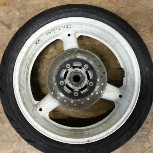 Achterwiel Suzuki Srad 600